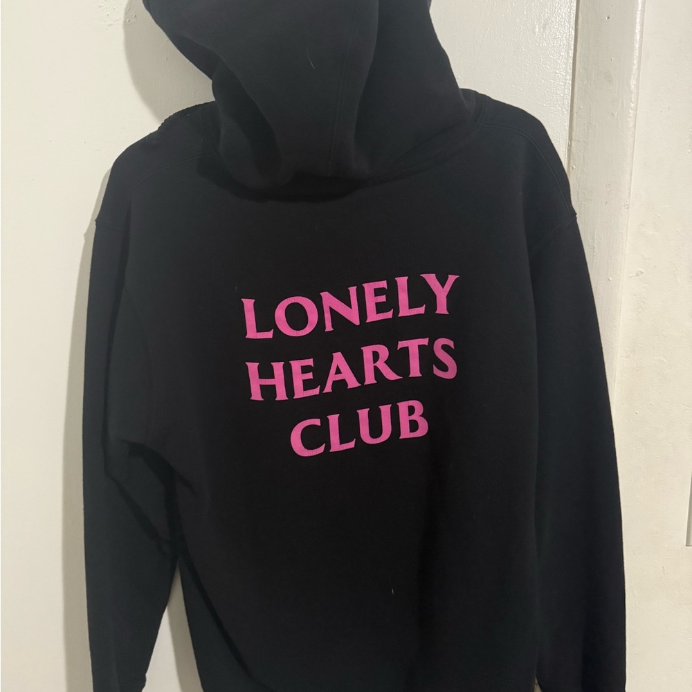 Love Hurts Hoodie Graphic - Picture 2 of 2